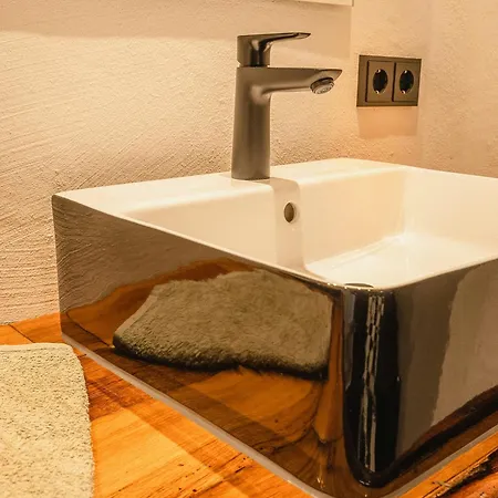 بيت للعطل Experience Original Nature In The Steward's House *